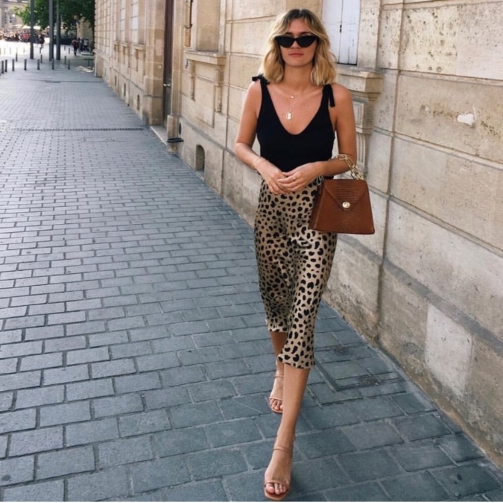 Réalisation Par Naomi Skirt in wild things print